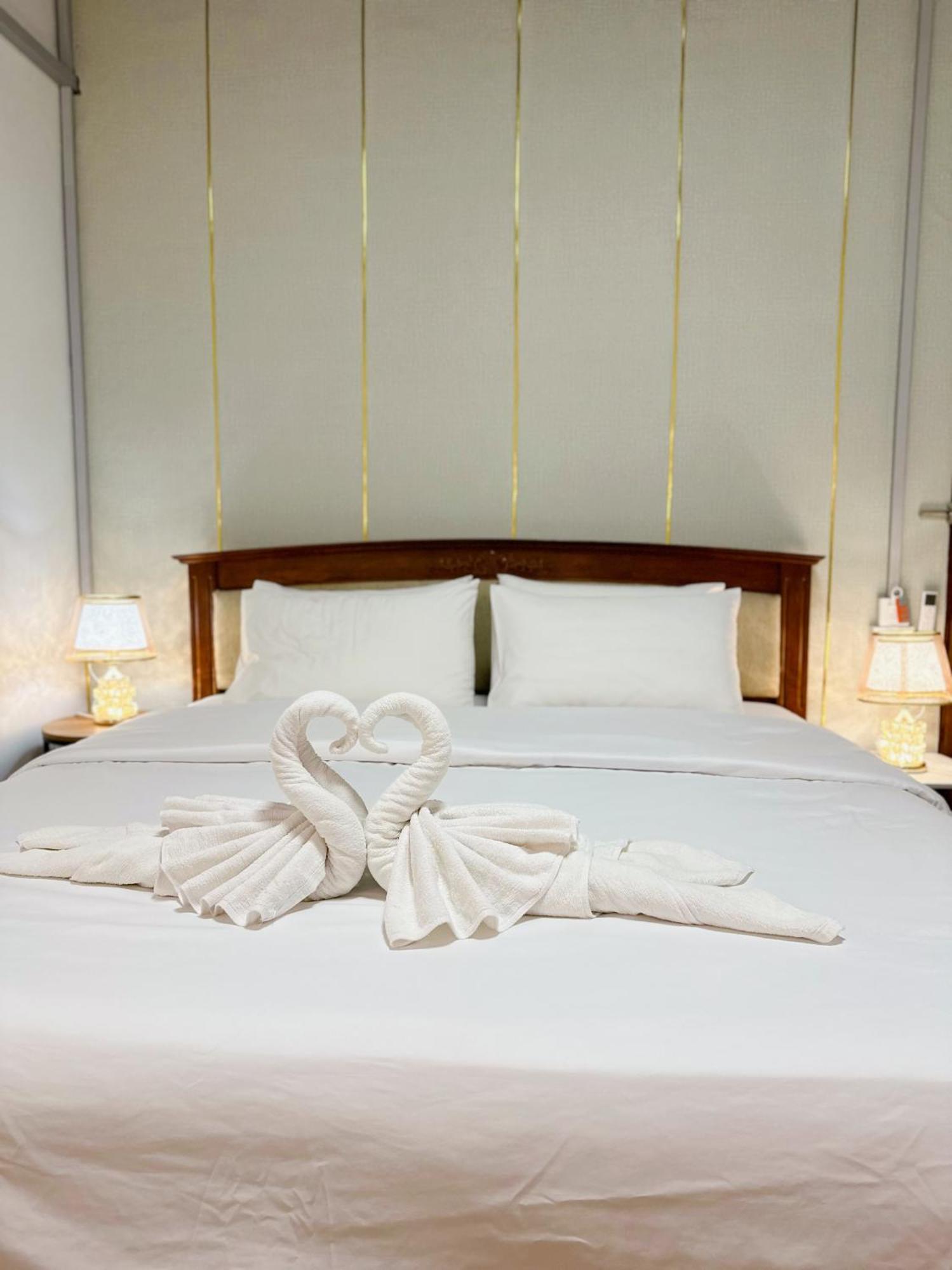 לאמפאנג Service Apartment ห้อง102 ใจกลางเมืองใกล้แหล่งท่องเที่ยว מראה חיצוני תמונה