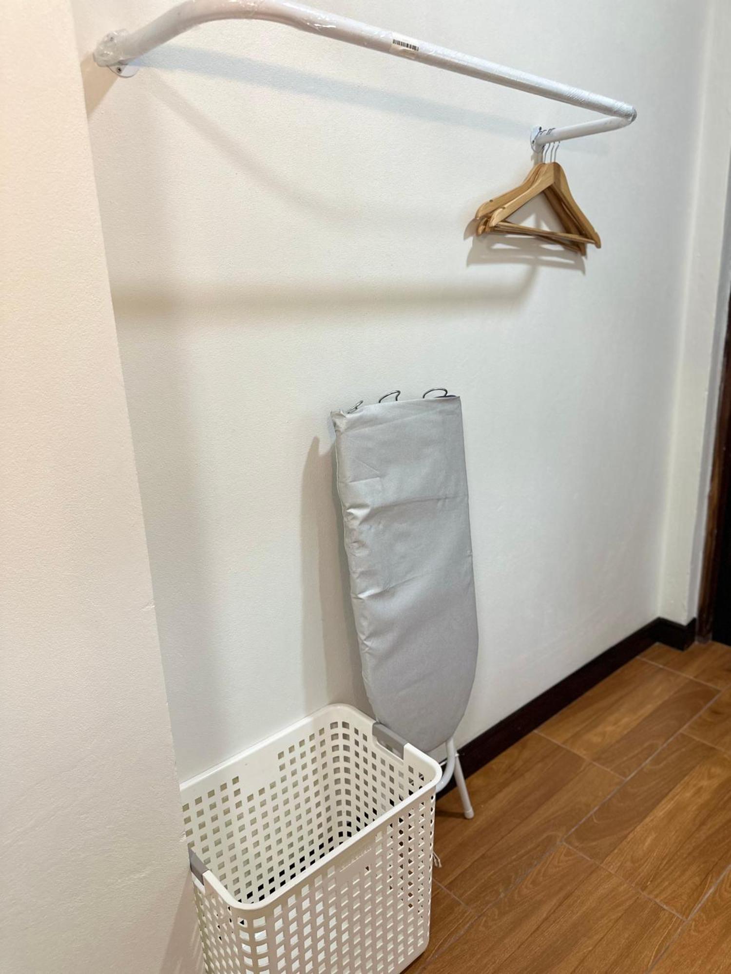 לאמפאנג Service Apartment ห้อง102 ใจกลางเมืองใกล้แหล่งท่องเที่ยว מראה חיצוני תמונה